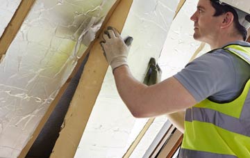 Bracky loft insulation